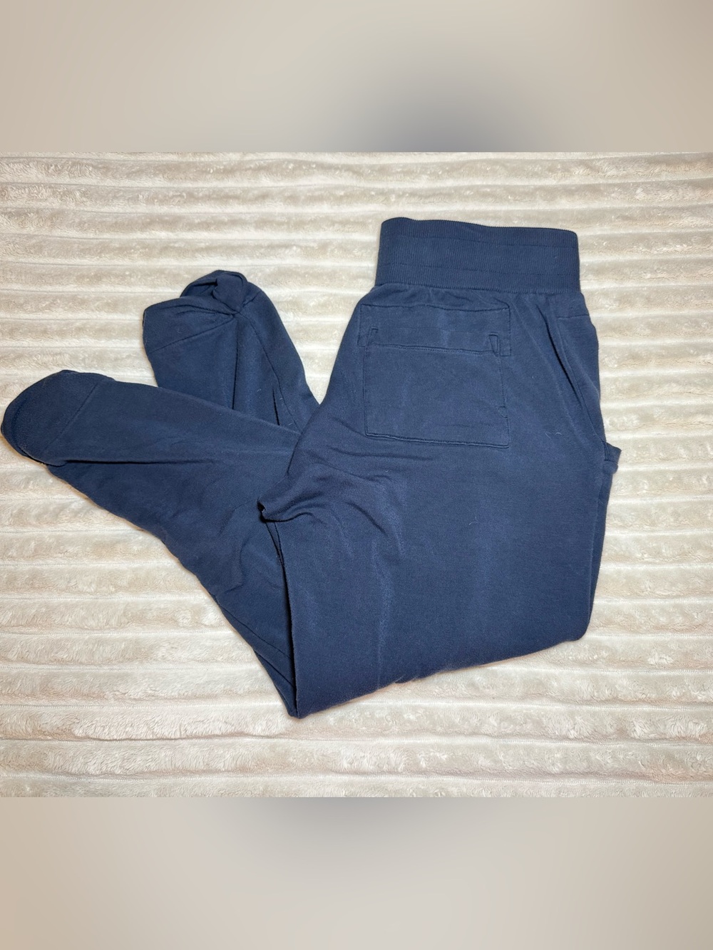Athleta sweats/joggers size M